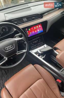 Внедорожник / Кроссовер Audi e-tron 2019 в Львове