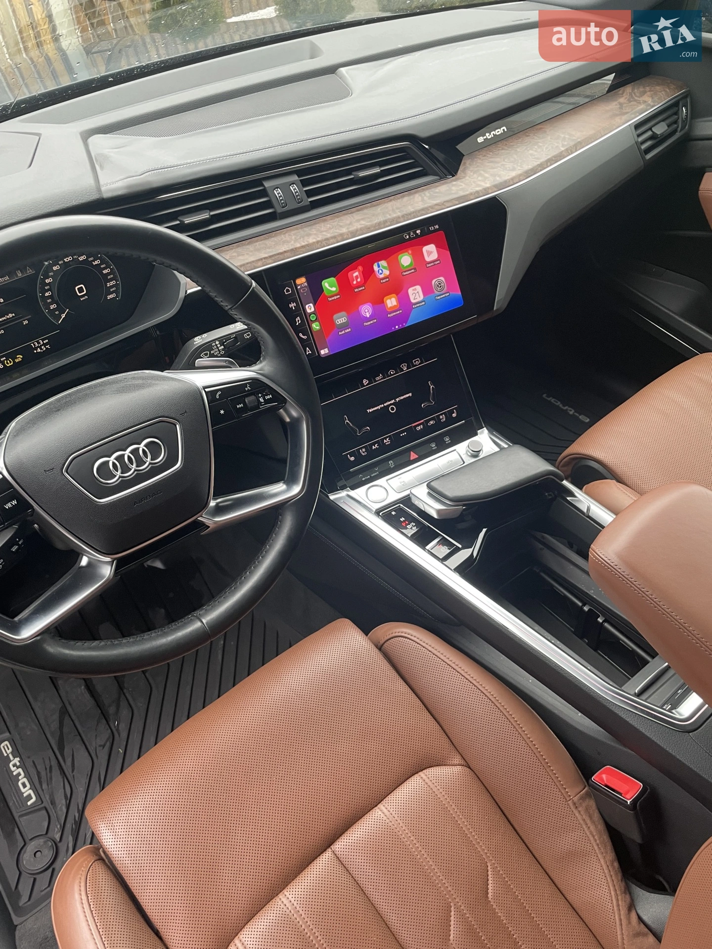 2019 Audi e-tron - мініатюра 12