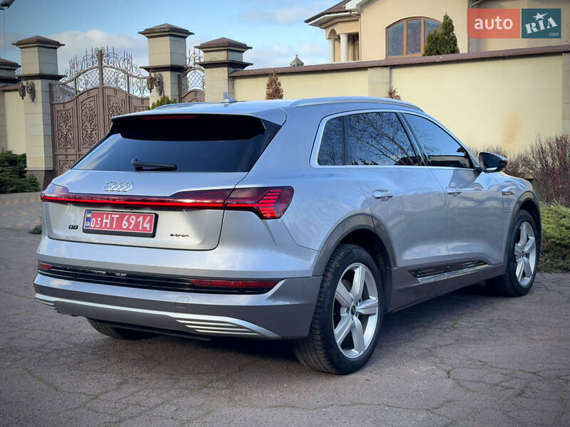 Внедорожник / Кроссовер Audi e-tron 2020 в Днепре
