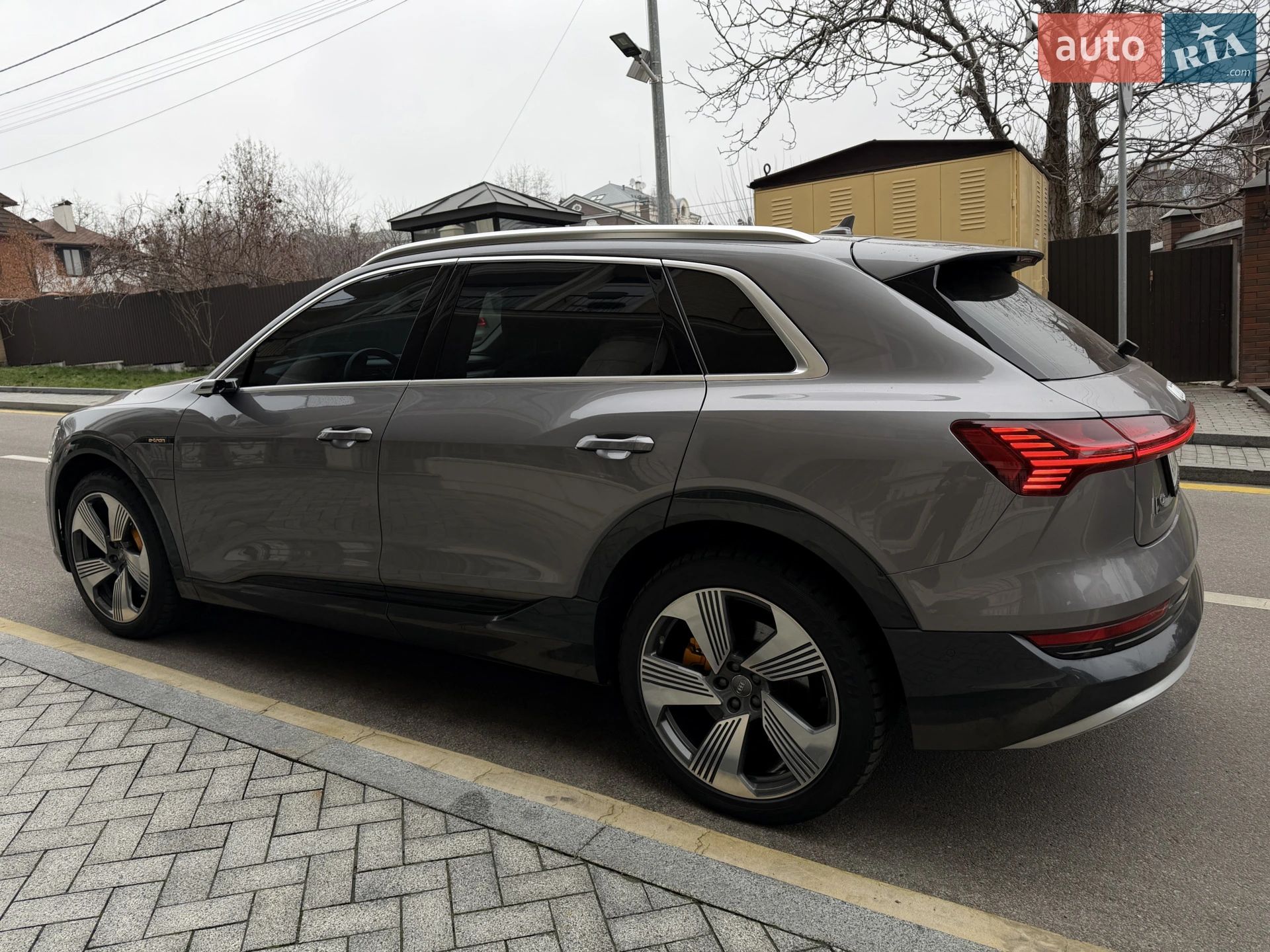 2019 Audi e-tron - мініатюра 7