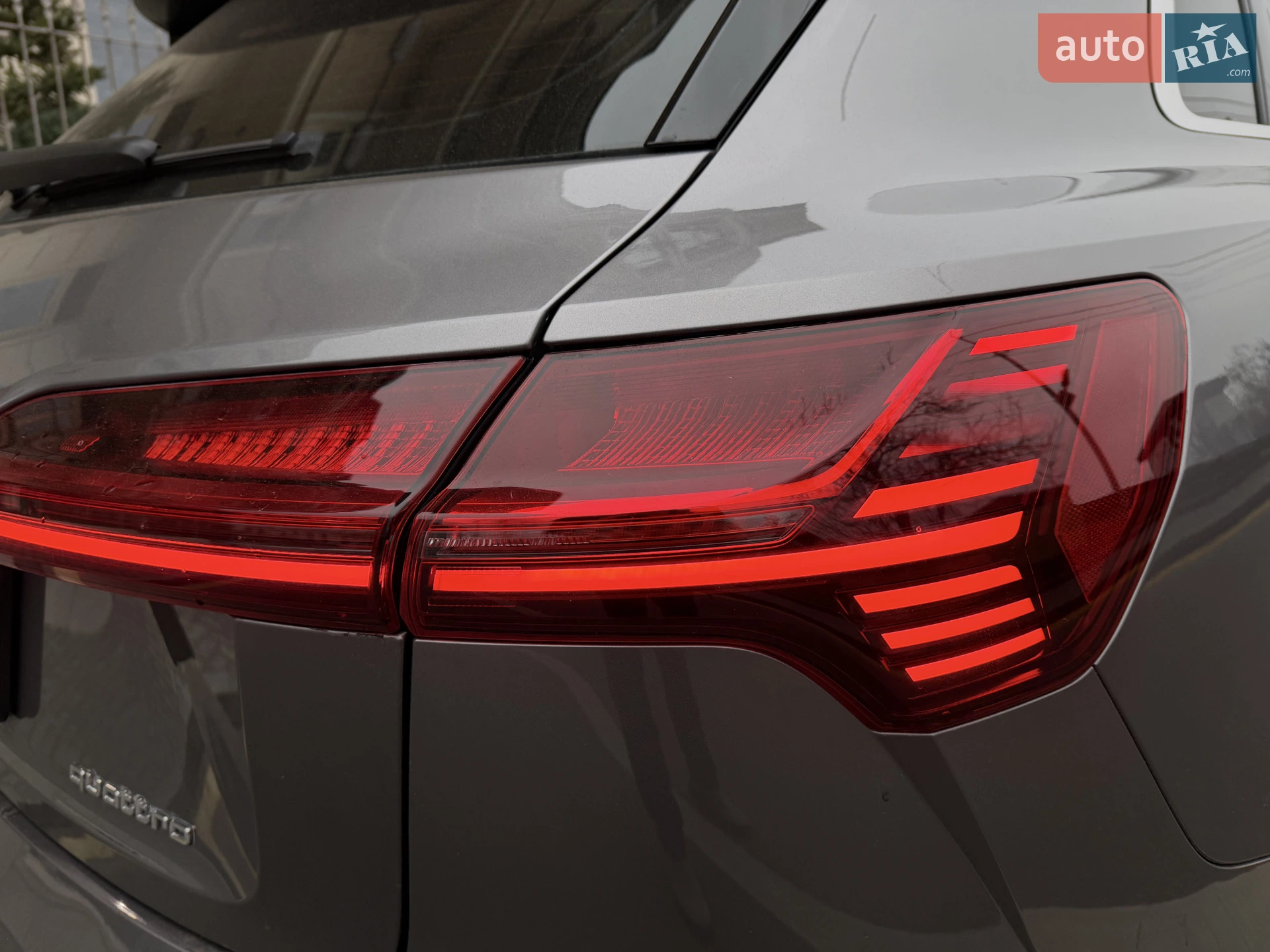 2019 Audi e-tron - мініатюра 14