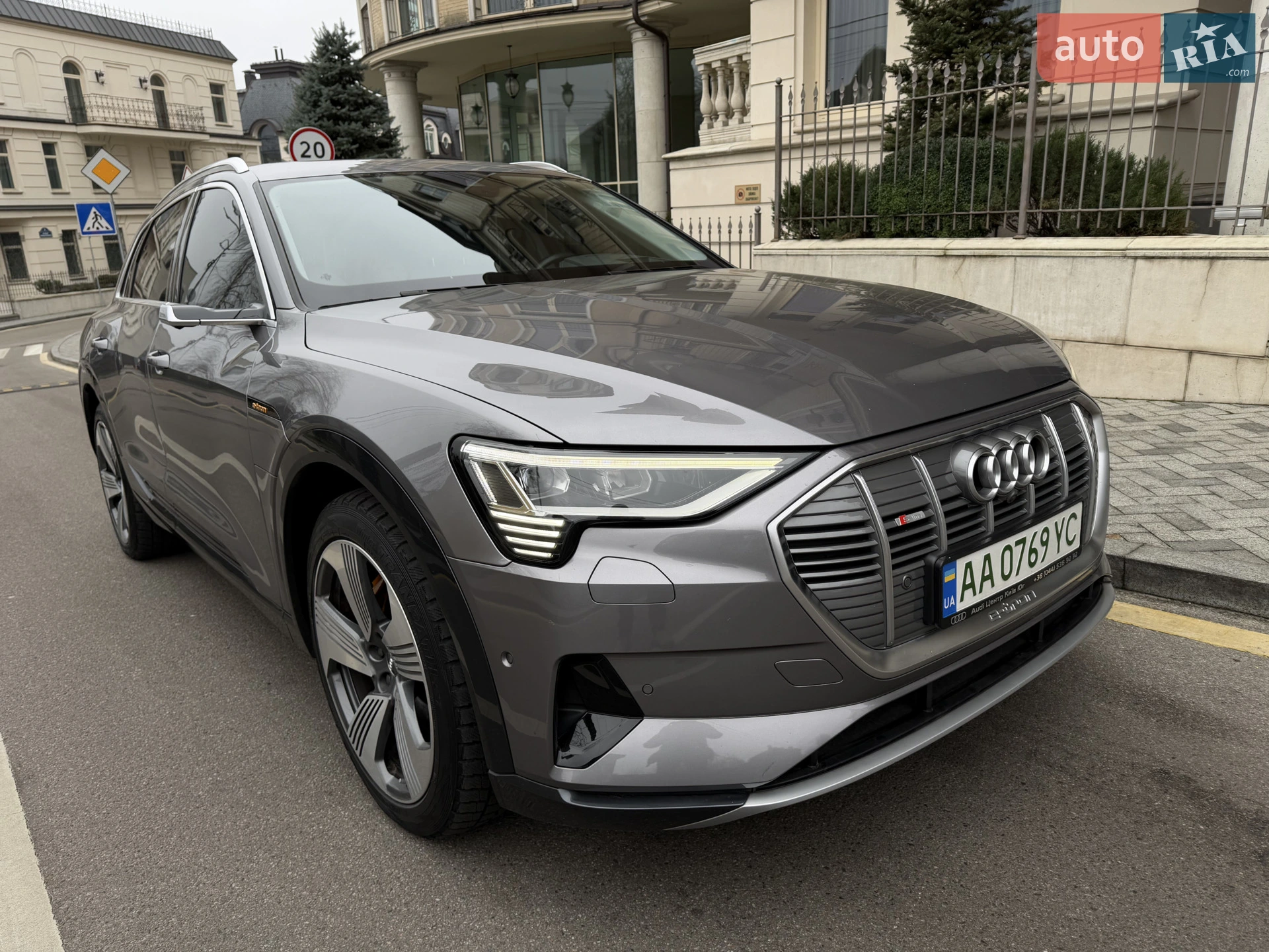 2019 Audi e-tron - мініатюра 29