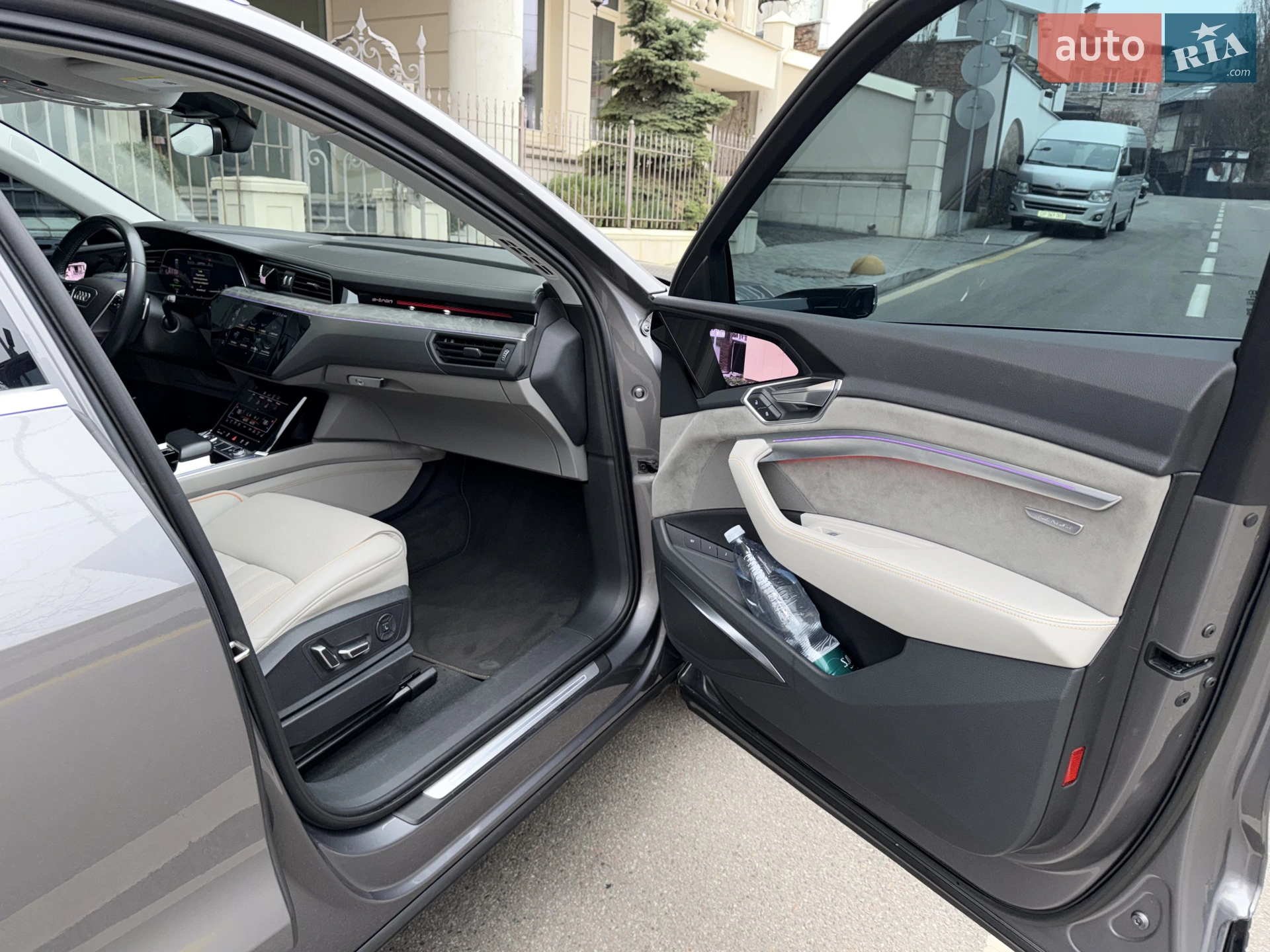 2019 Audi e-tron - мініатюра 70