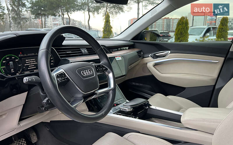 Внедорожник / Кроссовер Audi e-tron 2019 в Львове фото 10 Внедорожник / Кроссовер Audi e-tron 2019 в Львове