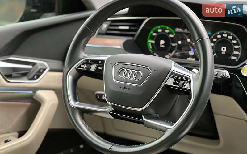 Внедорожник / Кроссовер Audi e-tron 2019 в Львове фото 26 Внедорожник / Кроссовер Audi e-tron 2019 в Львове
