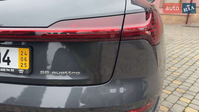 Внедорожник / Кроссовер Audi e-tron 2021 в Сваляве