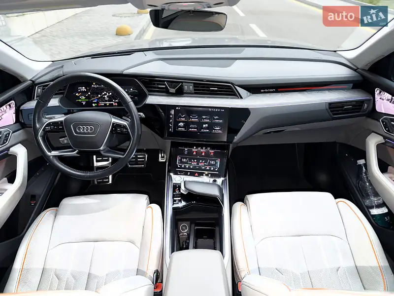 Audi e-tron 2019
