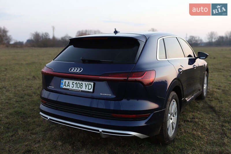 Внедорожник / Кроссовер Audi e-tron 2021 в Овруче