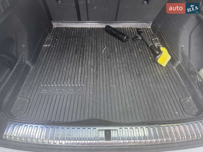 Внедорожник / Кроссовер Audi e-tron 2021 в Львове