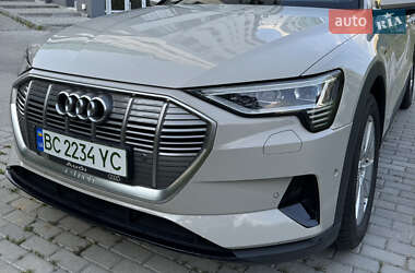 Позашляховик / Кросовер Audi e-tron 2021 в Львові