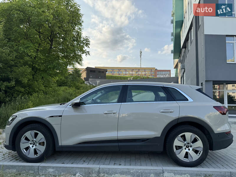 Внедорожник / Кроссовер Audi e-tron 2021 в Львове