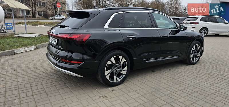 Внедорожник / Кроссовер Audi e-tron 2020 в Тернополе фото 57 Внедорожник / Кроссовер Audi e-tron 2020 в Тернополе