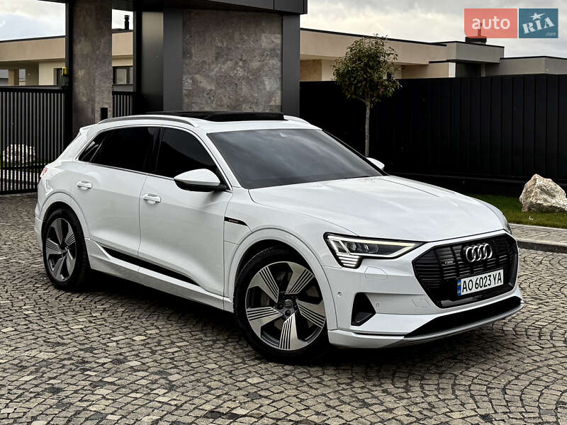 Audi e-tron 2019