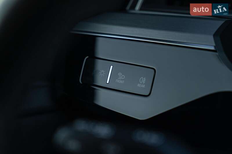 Внедорожник / Кроссовер Audi e-tron 2021 в Черновцах