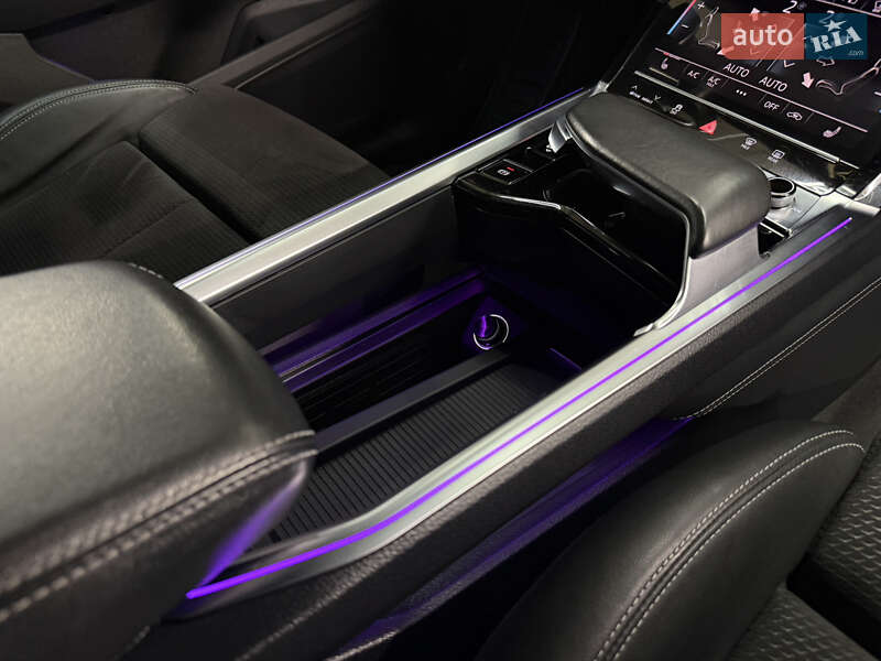 Позашляховик / Кросовер Audi e-tron 2019 в Дрогобичі