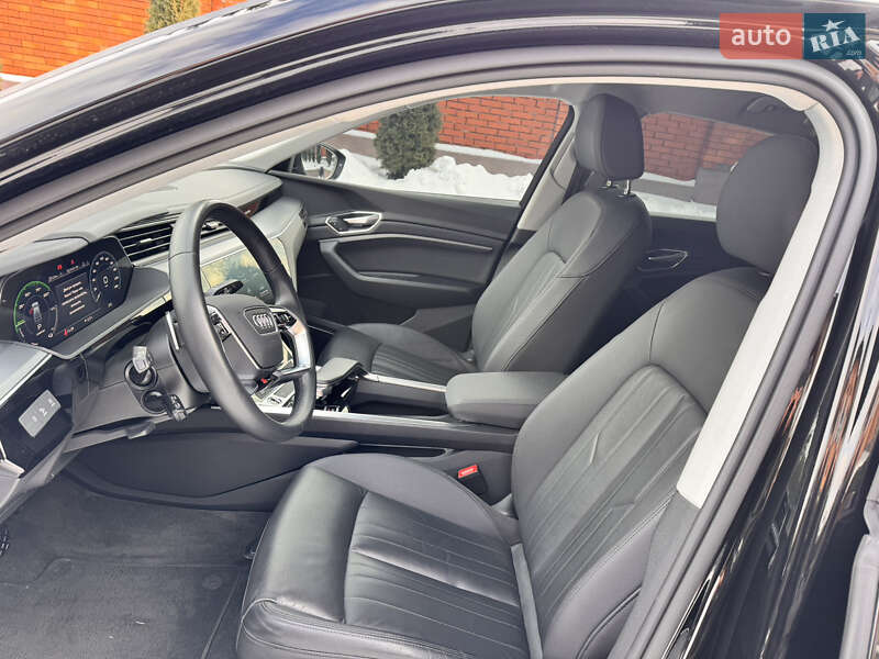 Внедорожник / Кроссовер Audi e-tron 2022 в Хмельницком