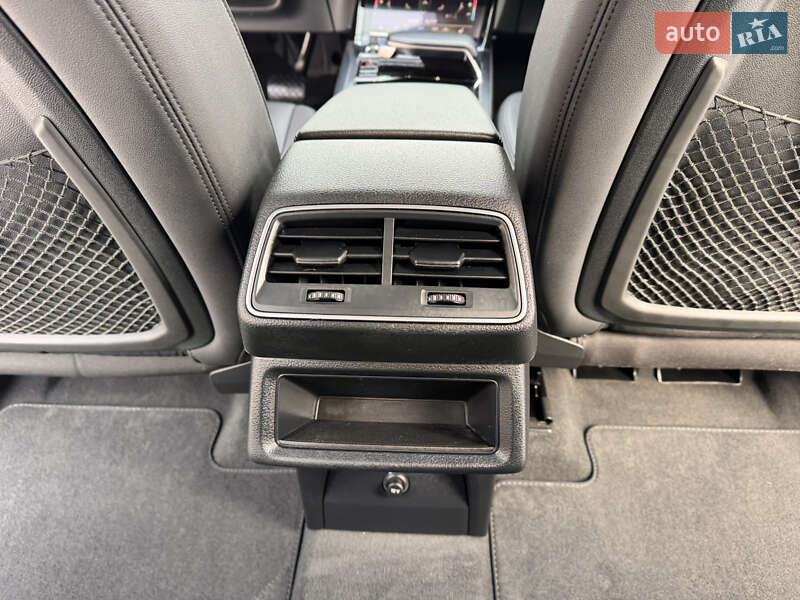 Внедорожник / Кроссовер Audi e-tron 2022 в Хмельницком