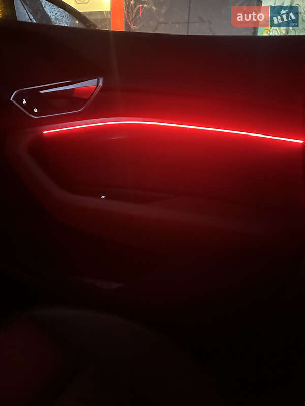 Внедорожник / Кроссовер Audi e-tron 2019 в Харькове