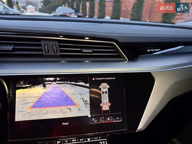 Позашляховик / Кросовер Audi e-tron 2022 в Хмельницькому фото 53 Позашляховик / Кросовер Audi e-tron 2022 в Хмельницькому