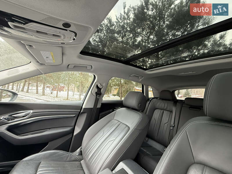 Внедорожник / Кроссовер Audi e-tron 2019 в Дрогобыче