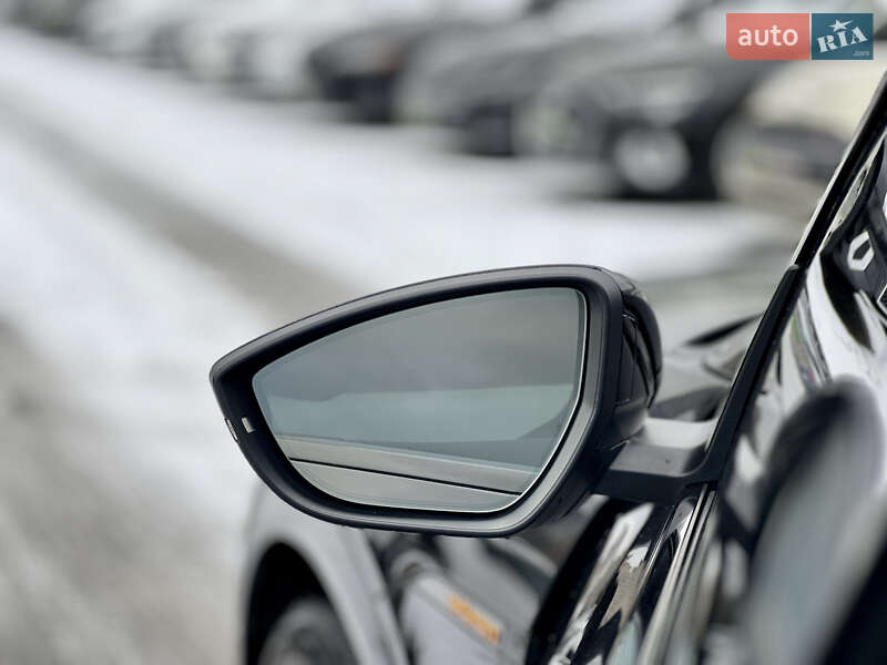 Внедорожник / Кроссовер Audi e-tron 2022 в Киеве