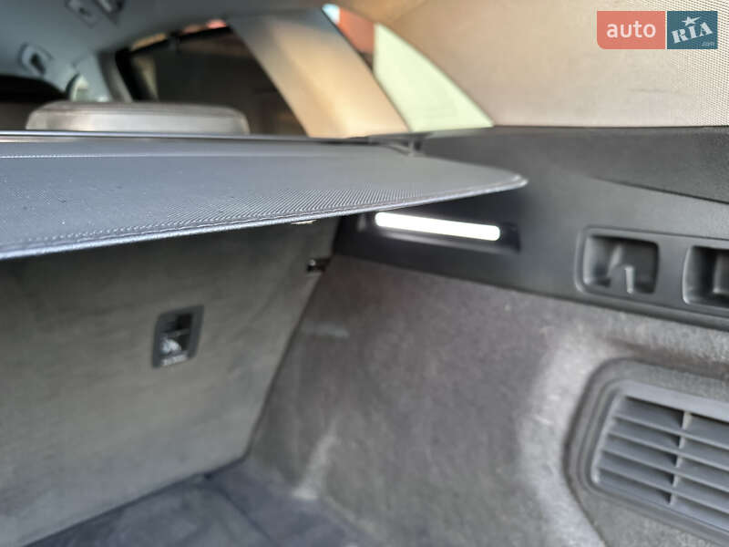 Внедорожник / Кроссовер Audi e-tron 2020 в Ужгороде