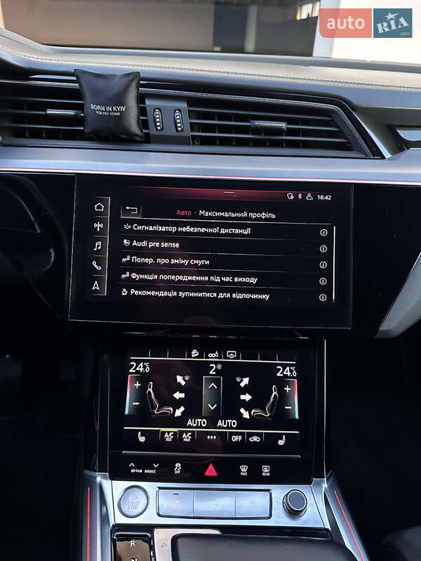 Внедорожник / Кроссовер Audi e-tron 2020 в Ужгороде