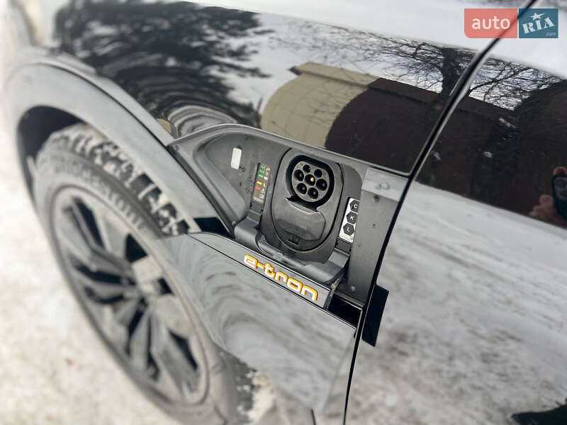 Внедорожник / Кроссовер Audi e-tron 2022 в Днепре