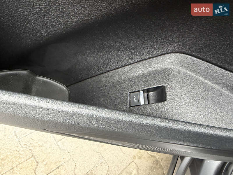 Позашляховик / Кросовер Audi e-tron 2020 в Калуші фото 9 Позашляховик / Кросовер Audi e-tron 2020 в Калуші