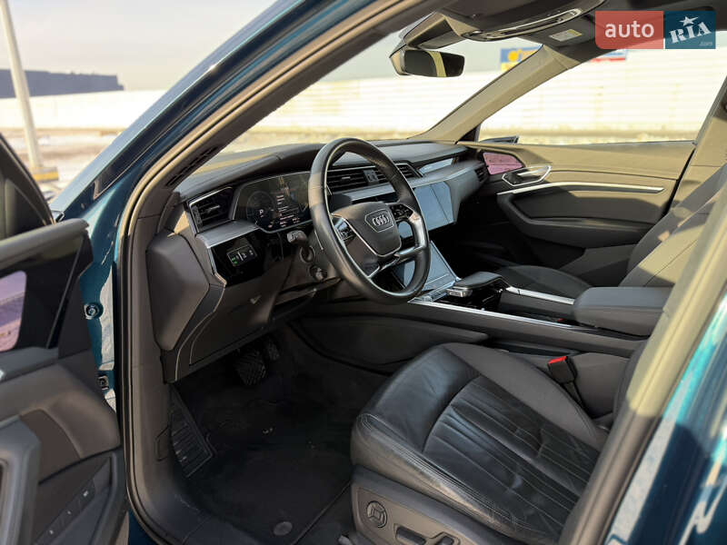 Внедорожник / Кроссовер Audi e-tron 2019 в Львове