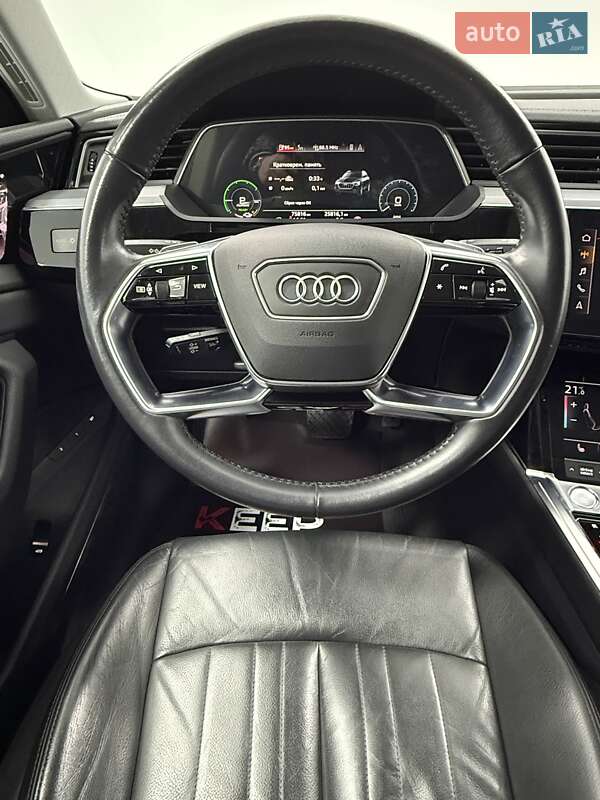 Позашляховик / Кросовер Audi e-tron 2020 в Одесі фото 40 Позашляховик / Кросовер Audi e-tron 2020 в Одесі