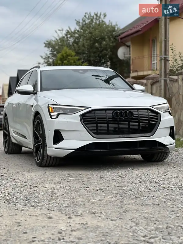 Audi e-tron