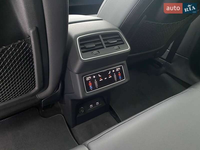 Позашляховик / Кросовер Audi e-tron 2020 в Львові фото 24 Позашляховик / Кросовер Audi e-tron 2020 в Львові