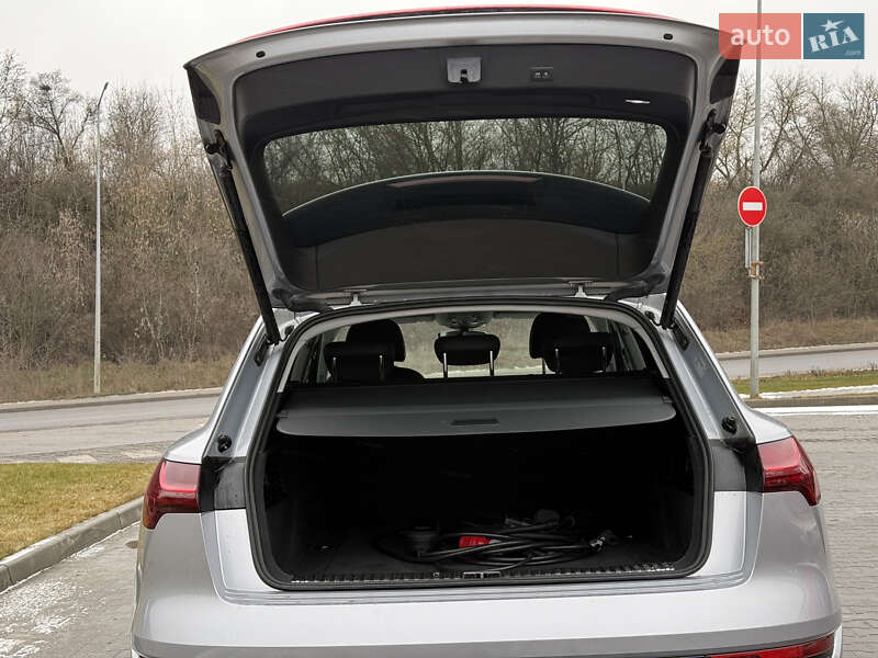 Внедорожник / Кроссовер Audi e-tron 2021 в Тернополе фото 17 Внедорожник / Кроссовер Audi e-tron 2021 в Тернополе