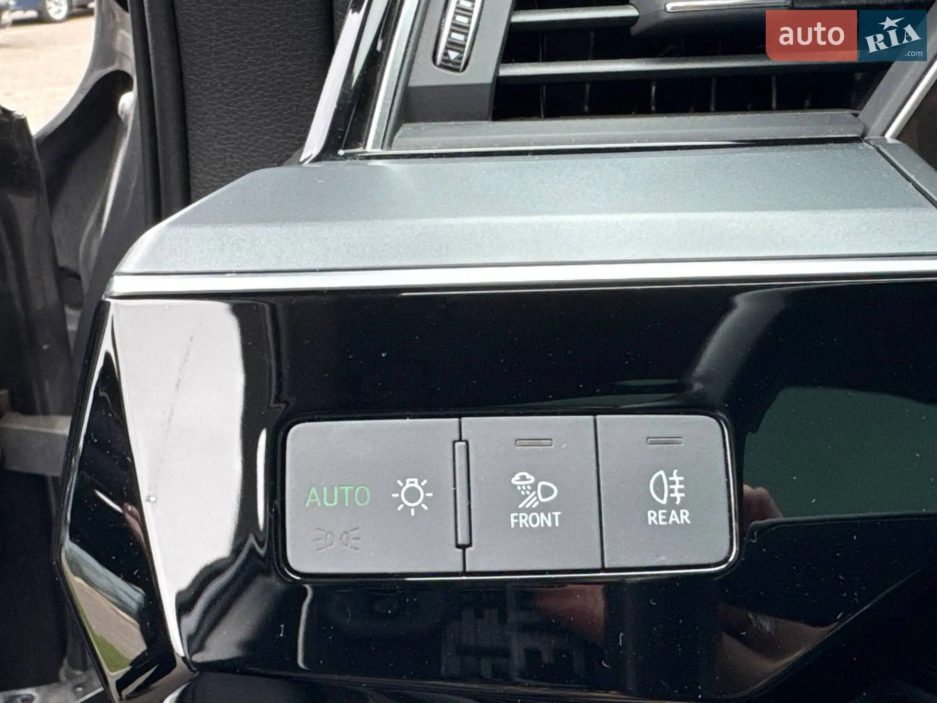 2021 Audi e-tron - мініатюра 34