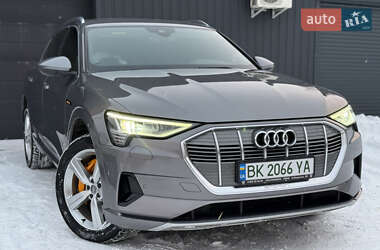 Позашляховик / Кросовер Audi e-tron 2019 в Рівному
