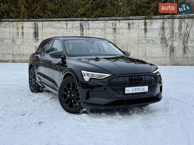 2020 Audi E-Tron, VIN WAUZZZGE6MB008002:plate — фото 1 (autoria)