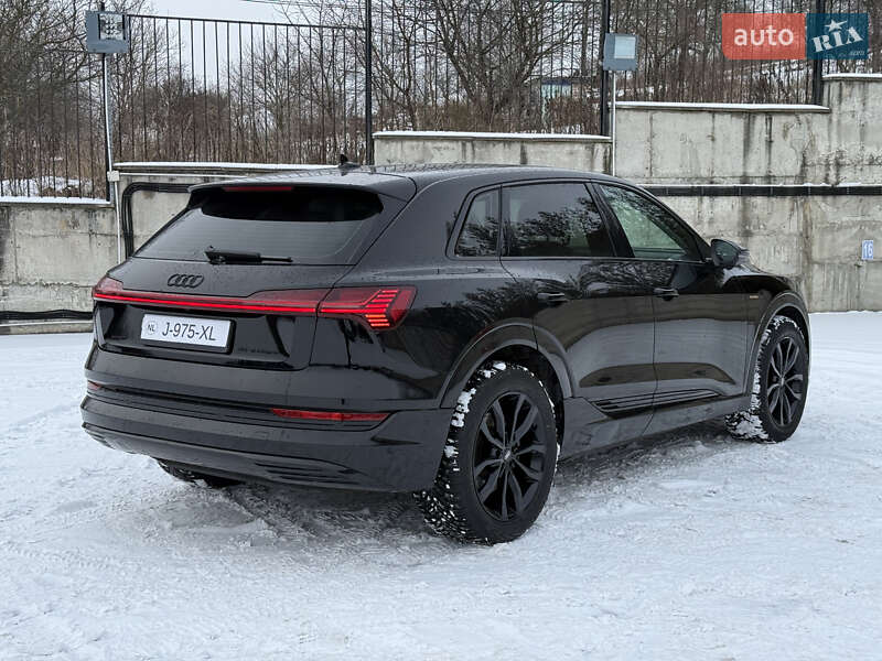 Внедорожник / Кроссовер Audi e-tron 2020 в Ровно