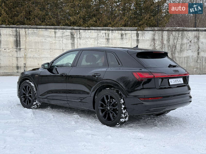 Внедорожник / Кроссовер Audi e-tron 2020 в Ровно