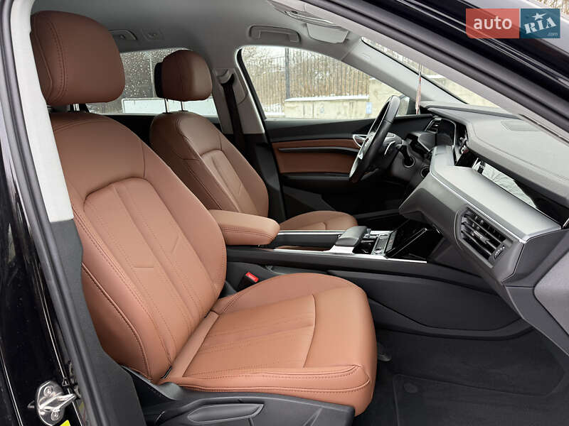 Внедорожник / Кроссовер Audi e-tron 2020 в Ровно