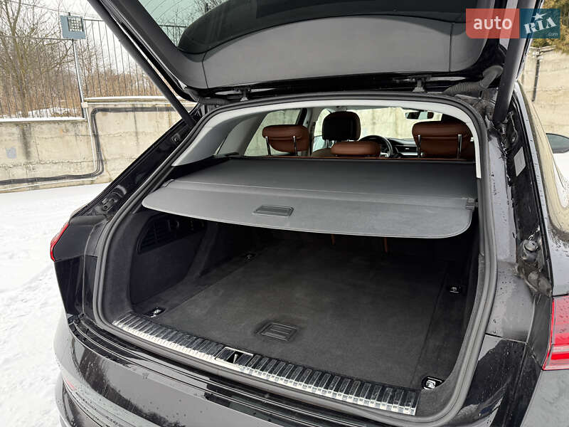 Внедорожник / Кроссовер Audi e-tron 2020 в Ровно