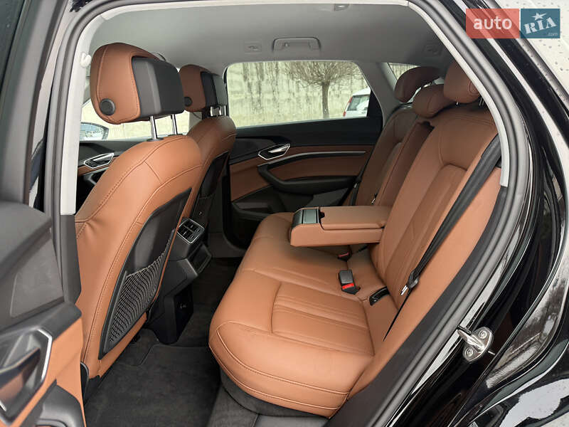 Внедорожник / Кроссовер Audi e-tron 2020 в Ровно