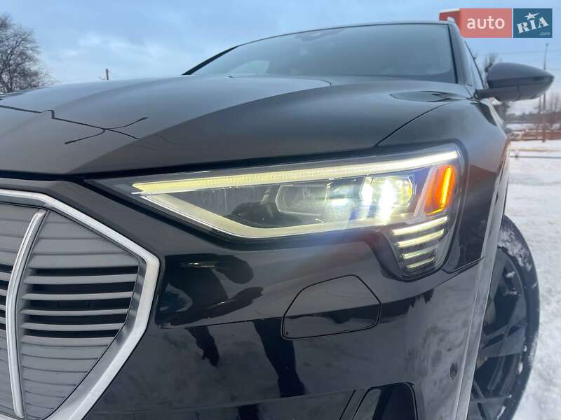 Внедорожник / Кроссовер Audi e-tron 2021 в Львове