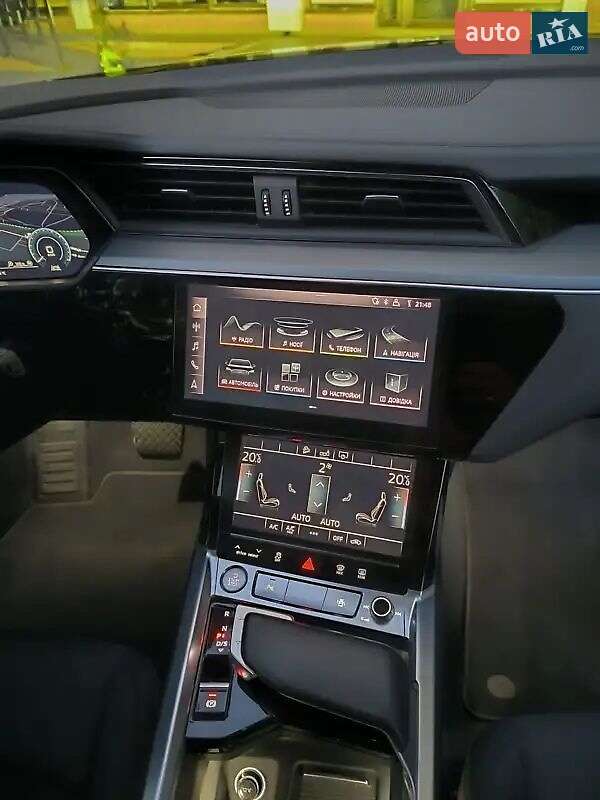 Внедорожник / Кроссовер Audi e-tron 2019 в Хмельницком фото 9 Внедорожник / Кроссовер Audi e-tron 2019 в Хмельницком