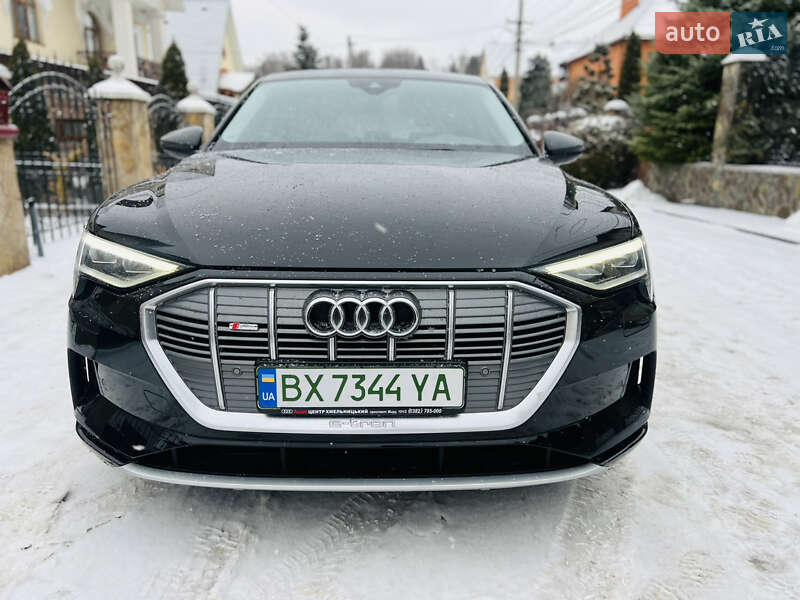 Внедорожник / Кроссовер Audi e-tron 2022 в Хмельницком