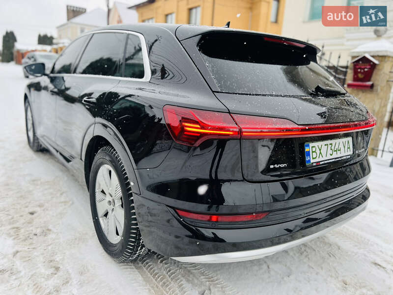 Внедорожник / Кроссовер Audi e-tron 2022 в Хмельницком