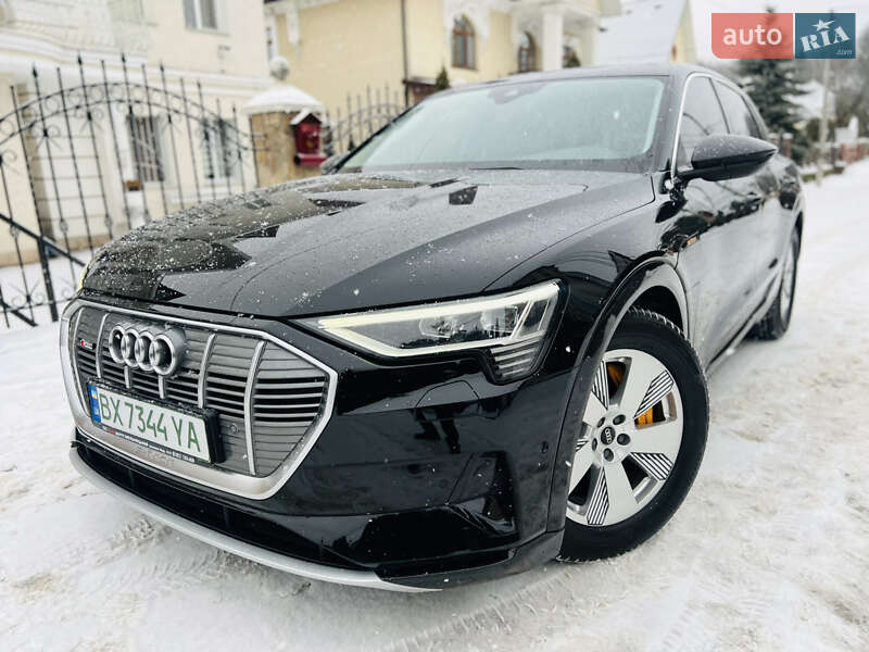 Внедорожник / Кроссовер Audi e-tron 2022 в Хмельницком