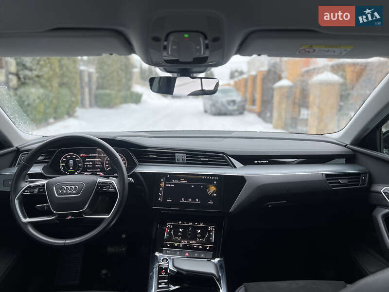 Внедорожник / Кроссовер Audi e-tron 2022 в Хмельницком