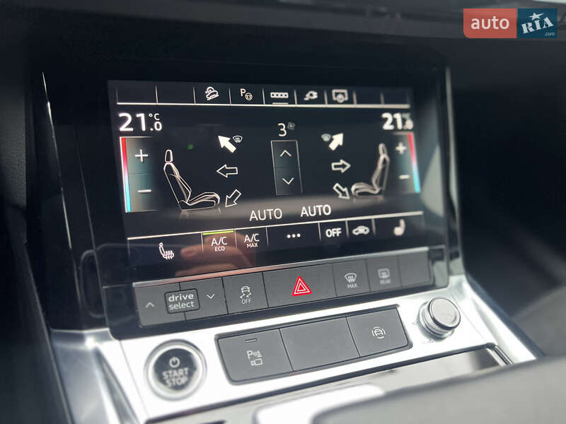 Внедорожник / Кроссовер Audi e-tron 2022 в Хмельницком