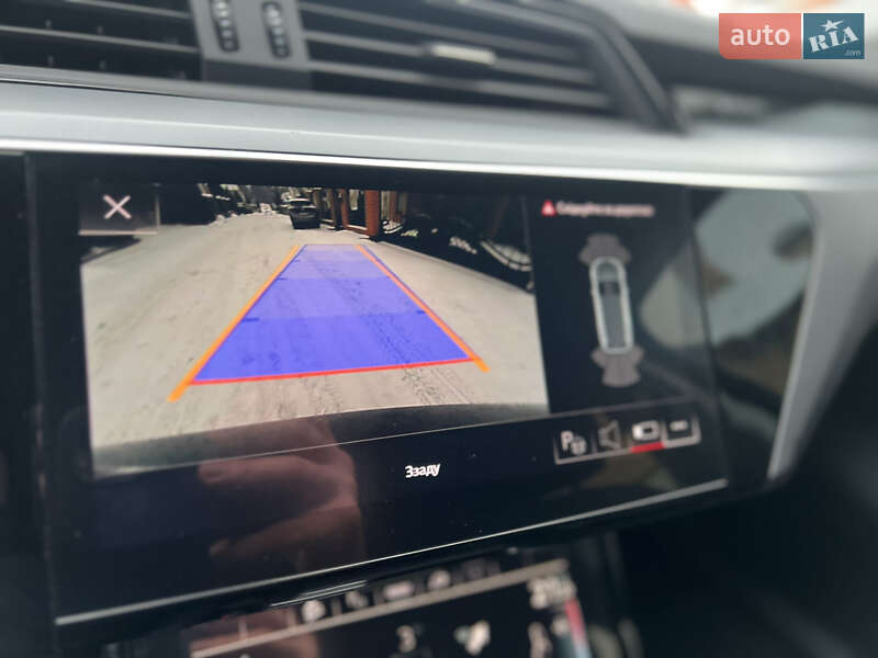 Внедорожник / Кроссовер Audi e-tron 2022 в Хмельницком